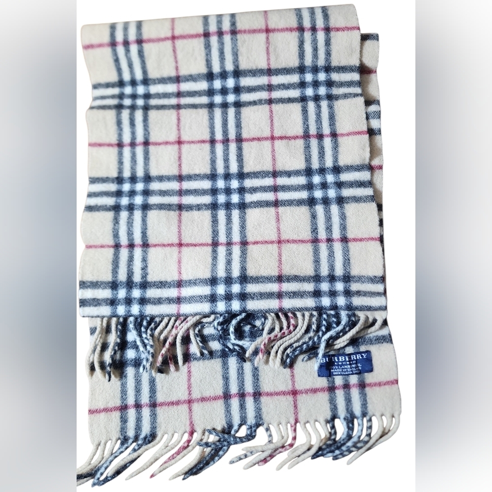 EUC Burberry Classic Plaid Lambswool Scarf